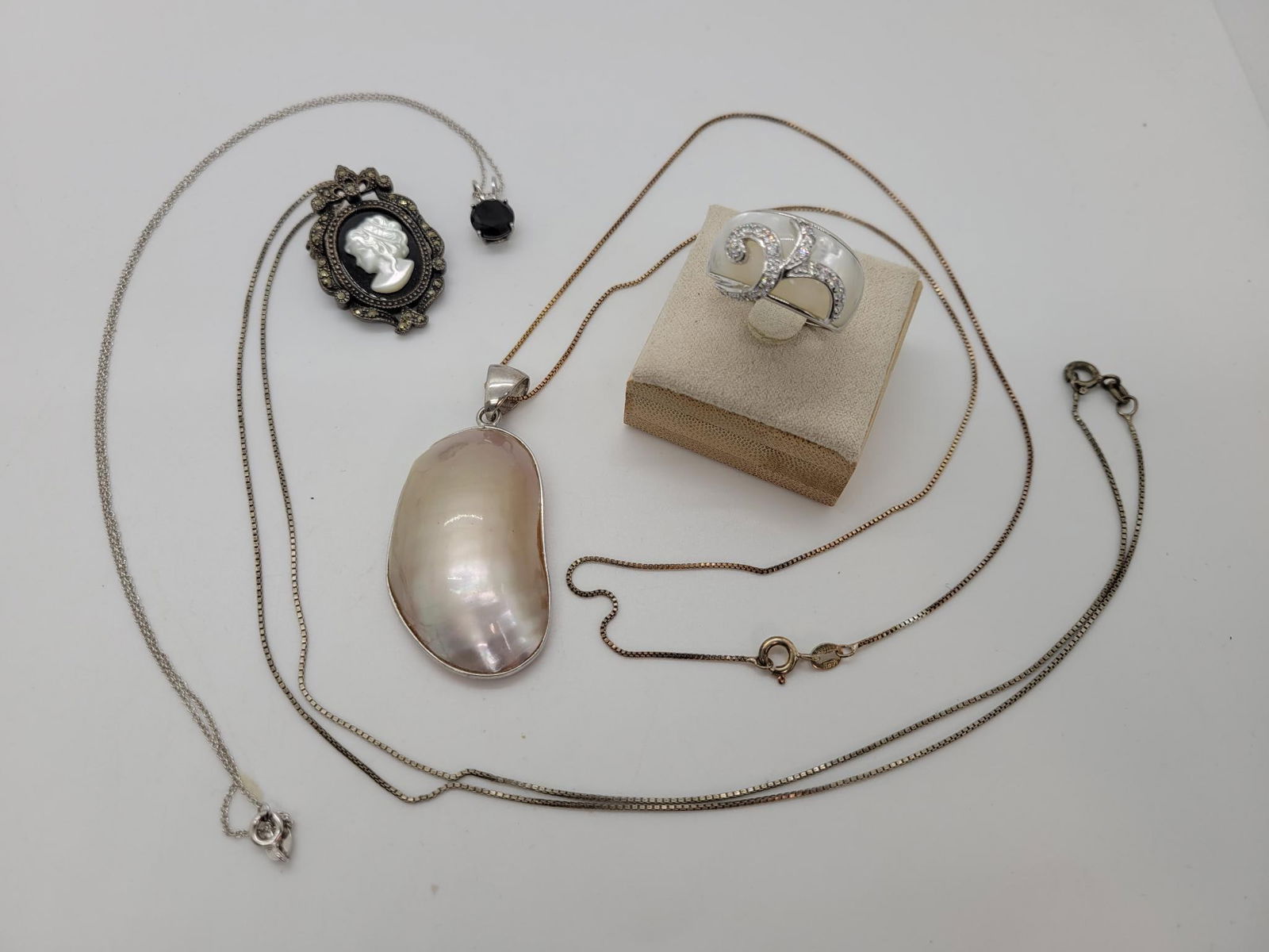 Sterling Silver And Mother Of Pearl Jewelry (1 of 17)