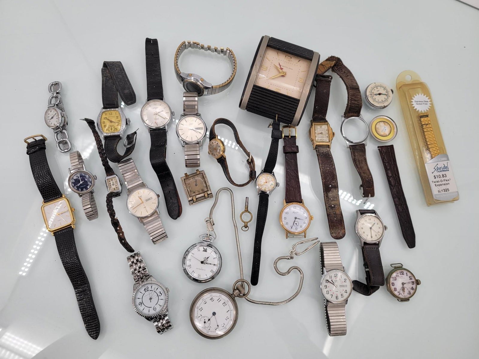 Group Lot Of Timepieces (1 of 9)