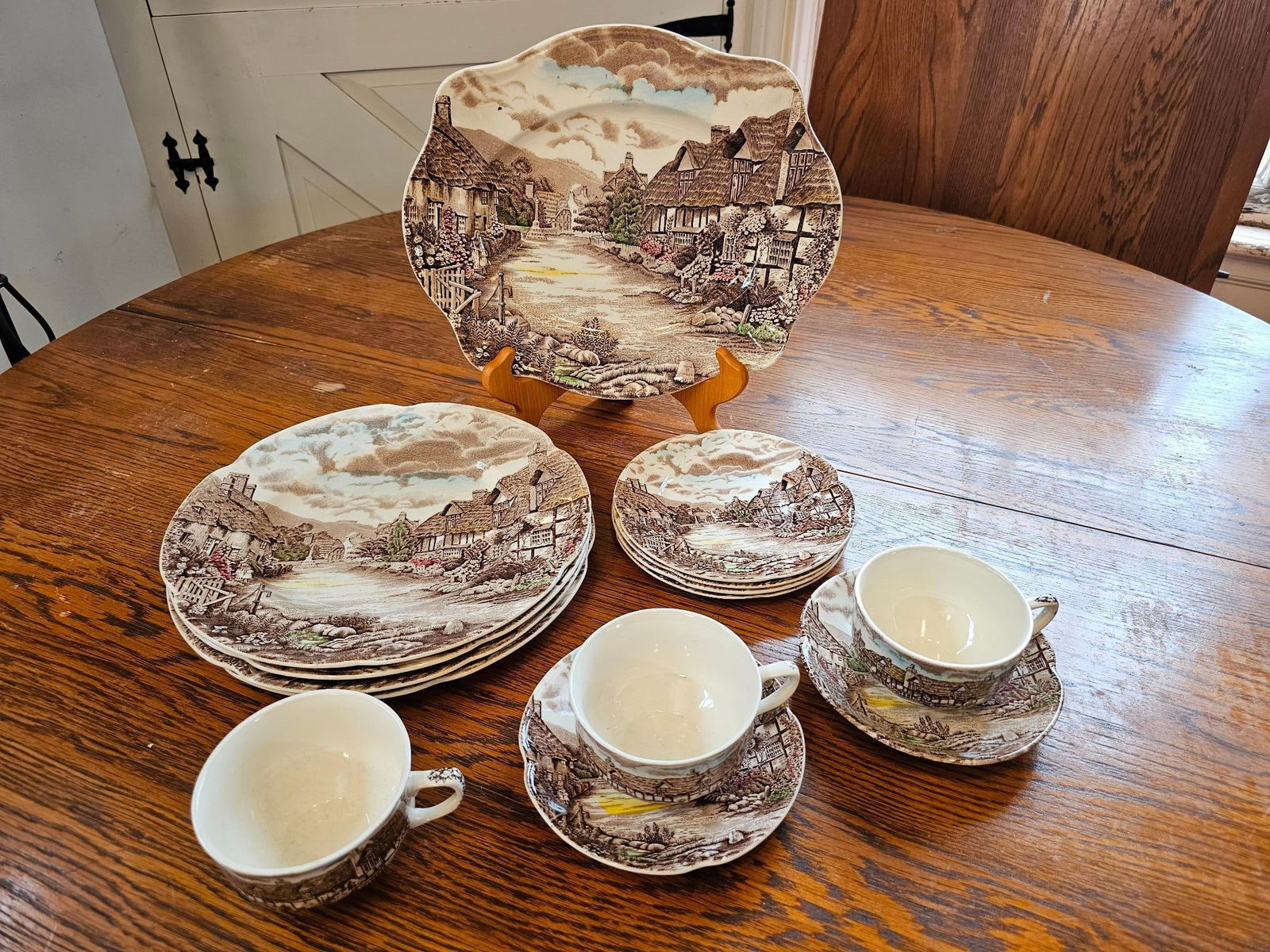 Johnson Bros Olde English Countryside China (1 of 14)