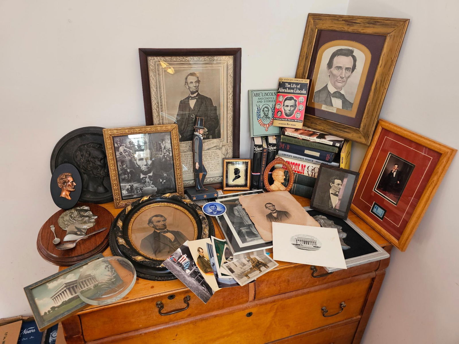 Abraham Lincoln Memorabilia Collection (1 of 20)