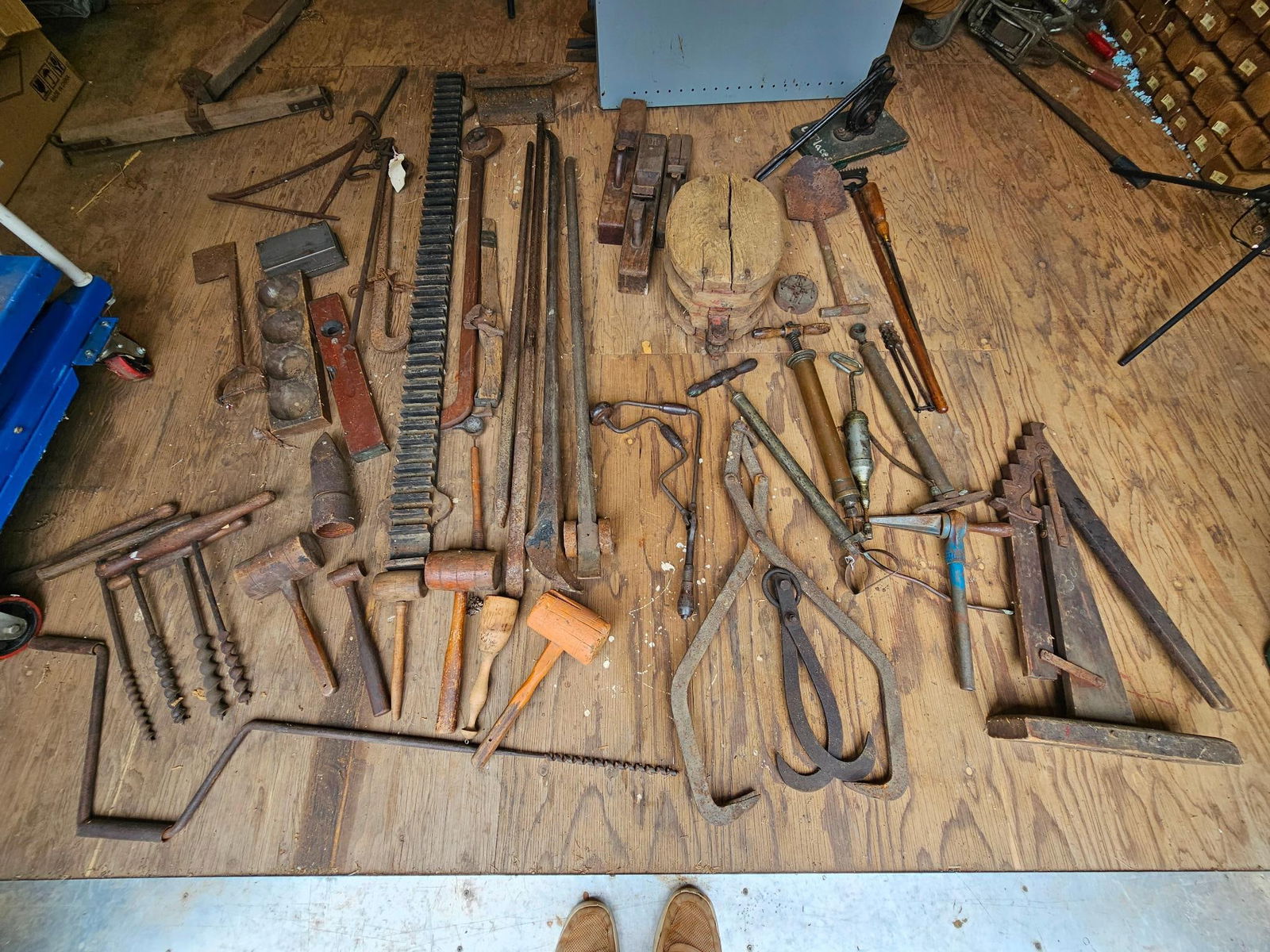 Assorted Antique Primitive Hand Tools (1 of 18)