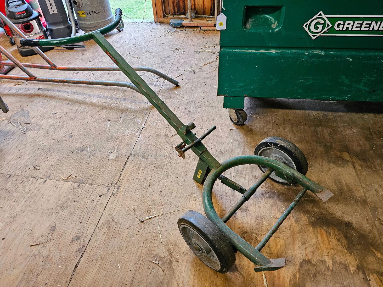 Harper Trucks Drum Hand truck (1 of 7)