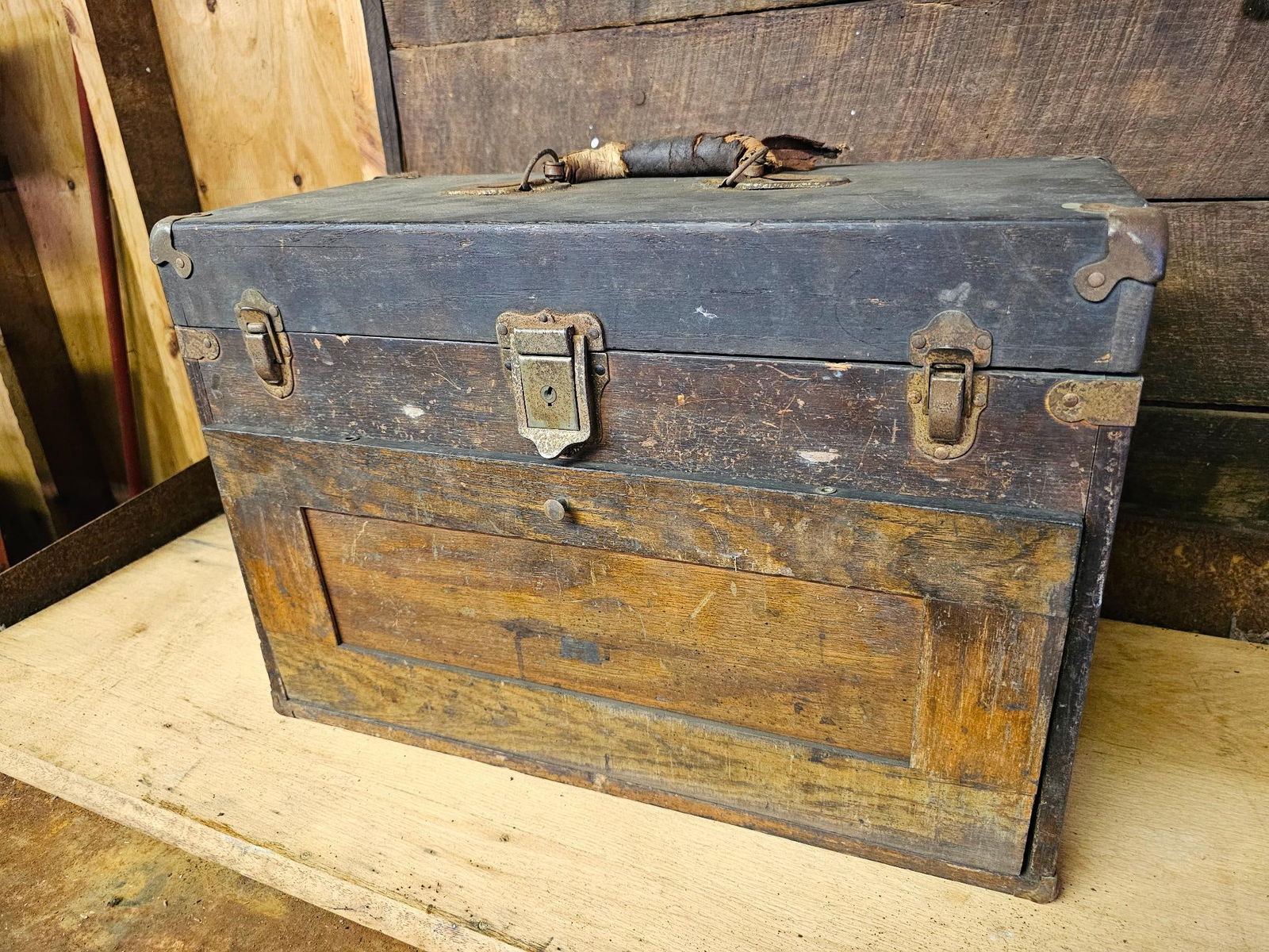 Antique Wooden Machinist Tool Chest (1 of 13)