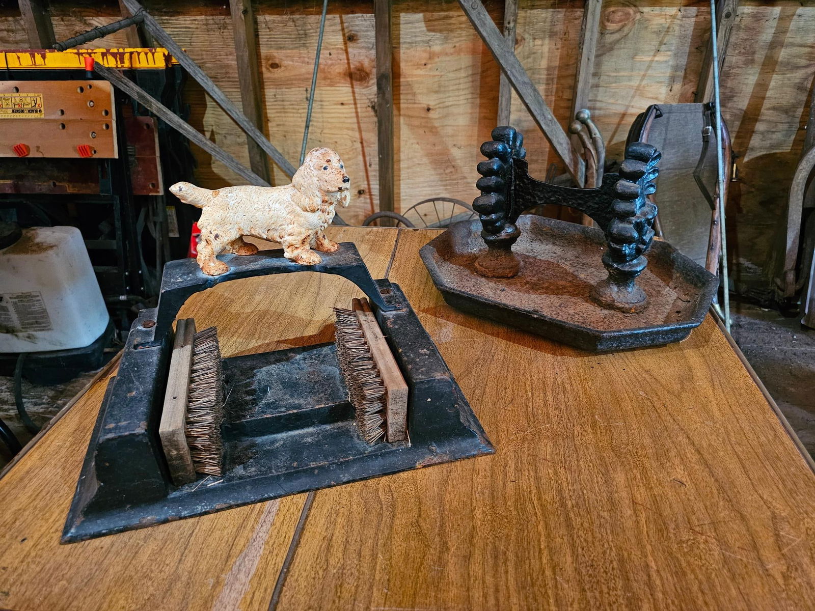 Lot of Antique Cast Iron Shoe Scraper (1 of 12)