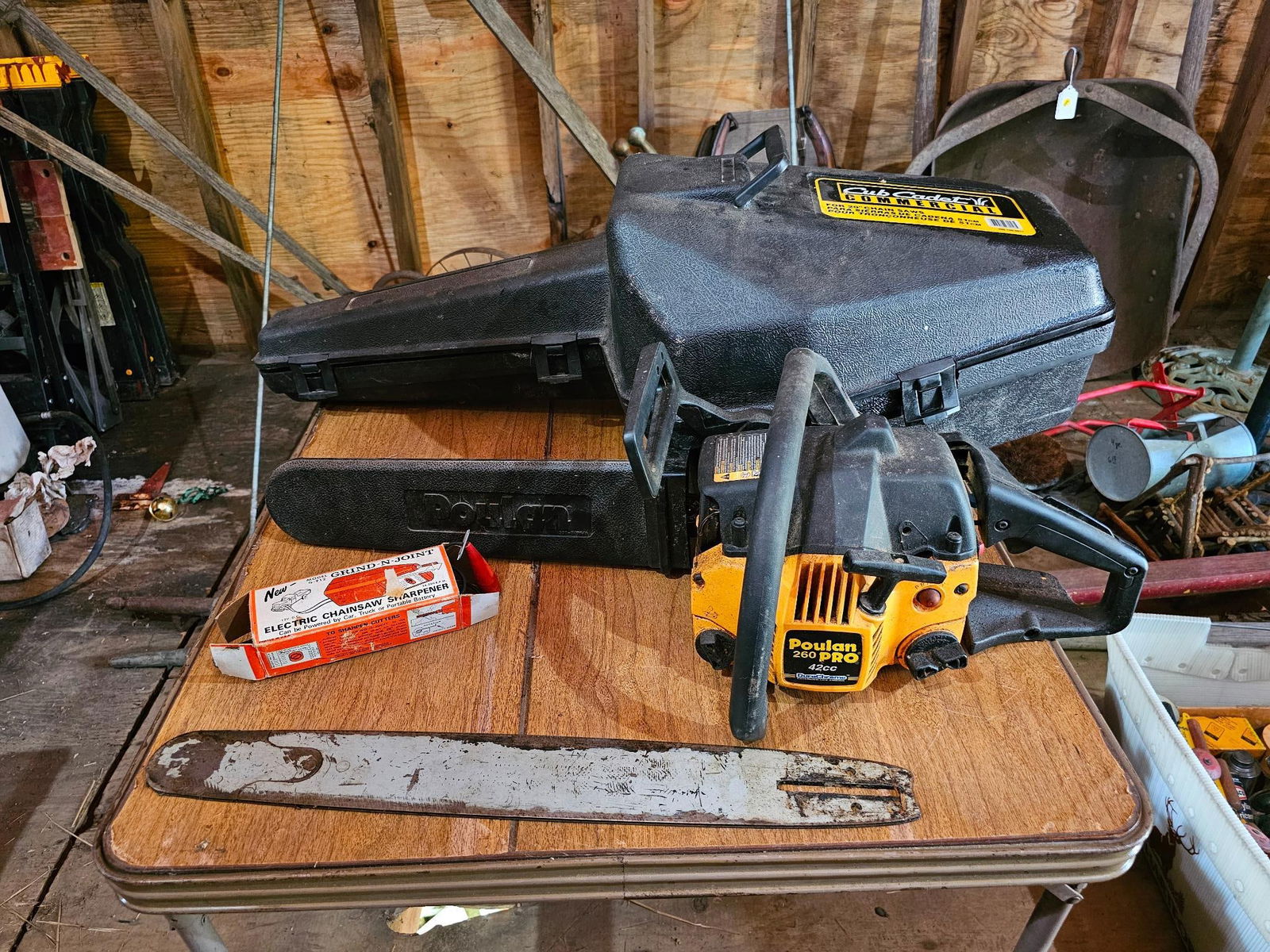Poulan 260 Pro Chainsaw (1 of 11)