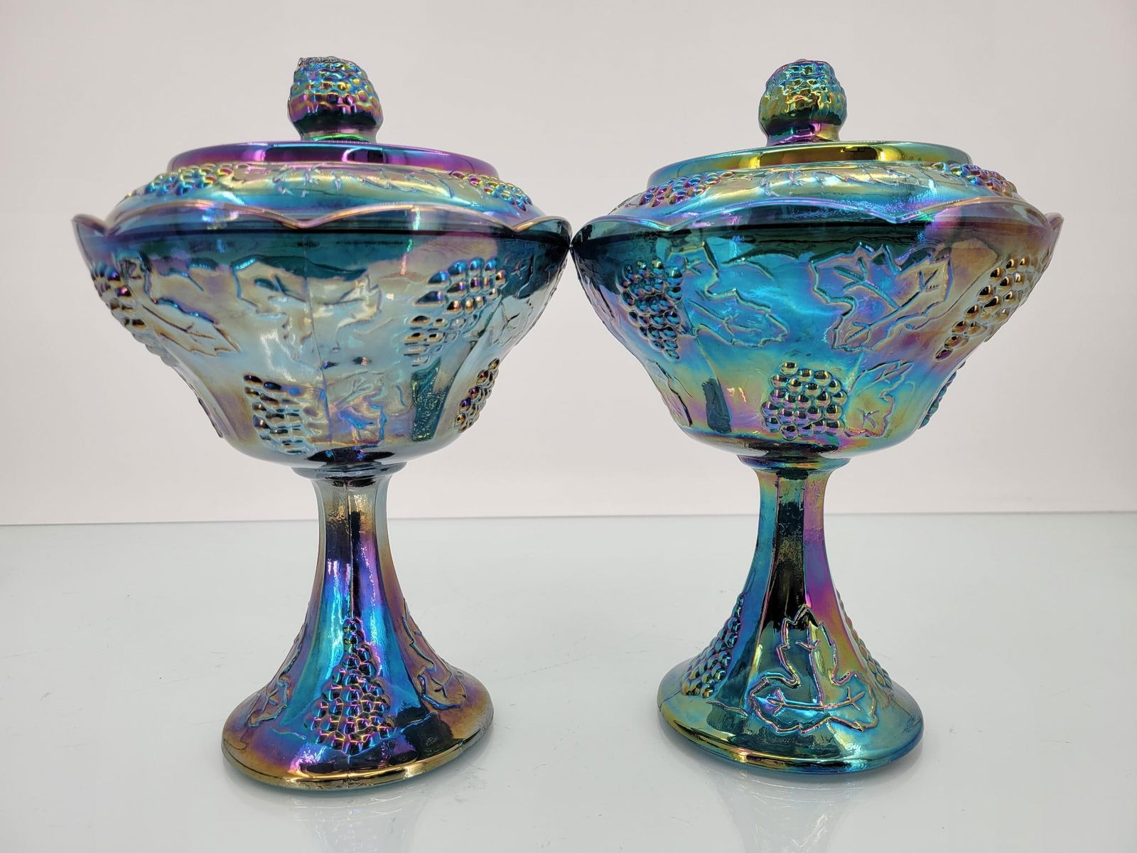 Indiana Iridescent Blue Harvest Grape Candy Dishes (1 of 9)