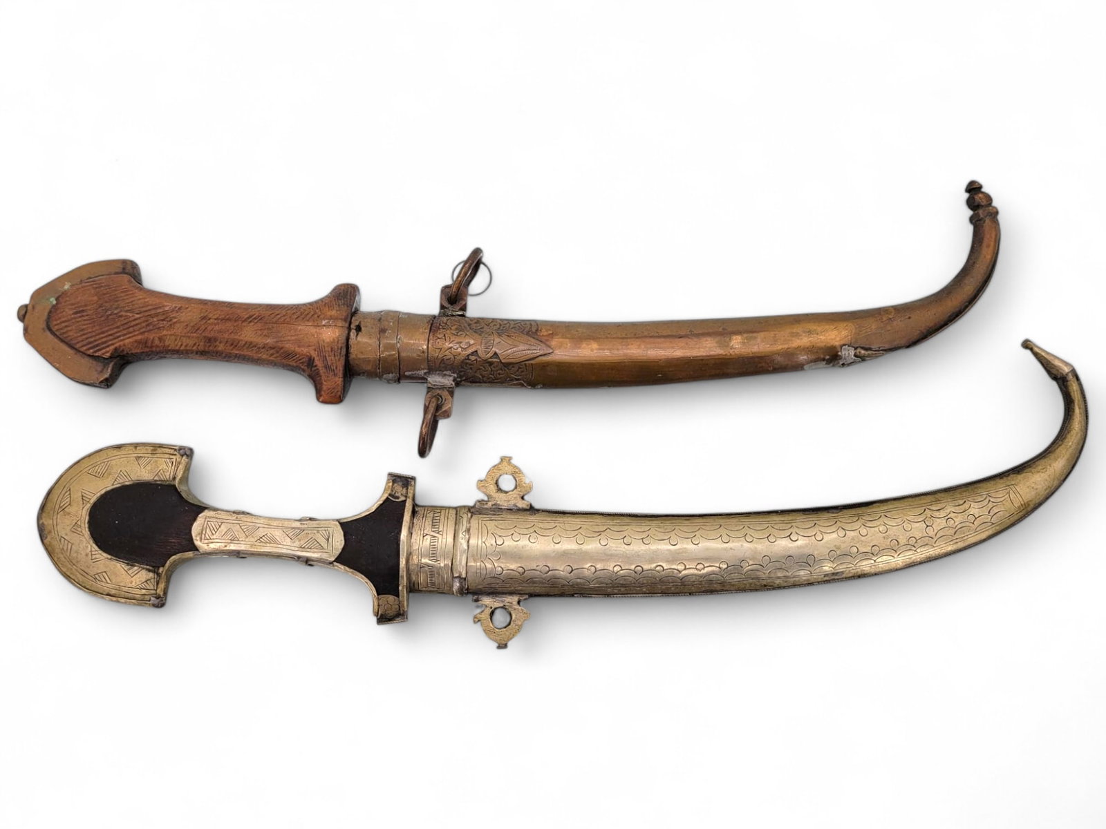 Pair of Jambiya Daggers with Brass Detailing (1 of 11)
