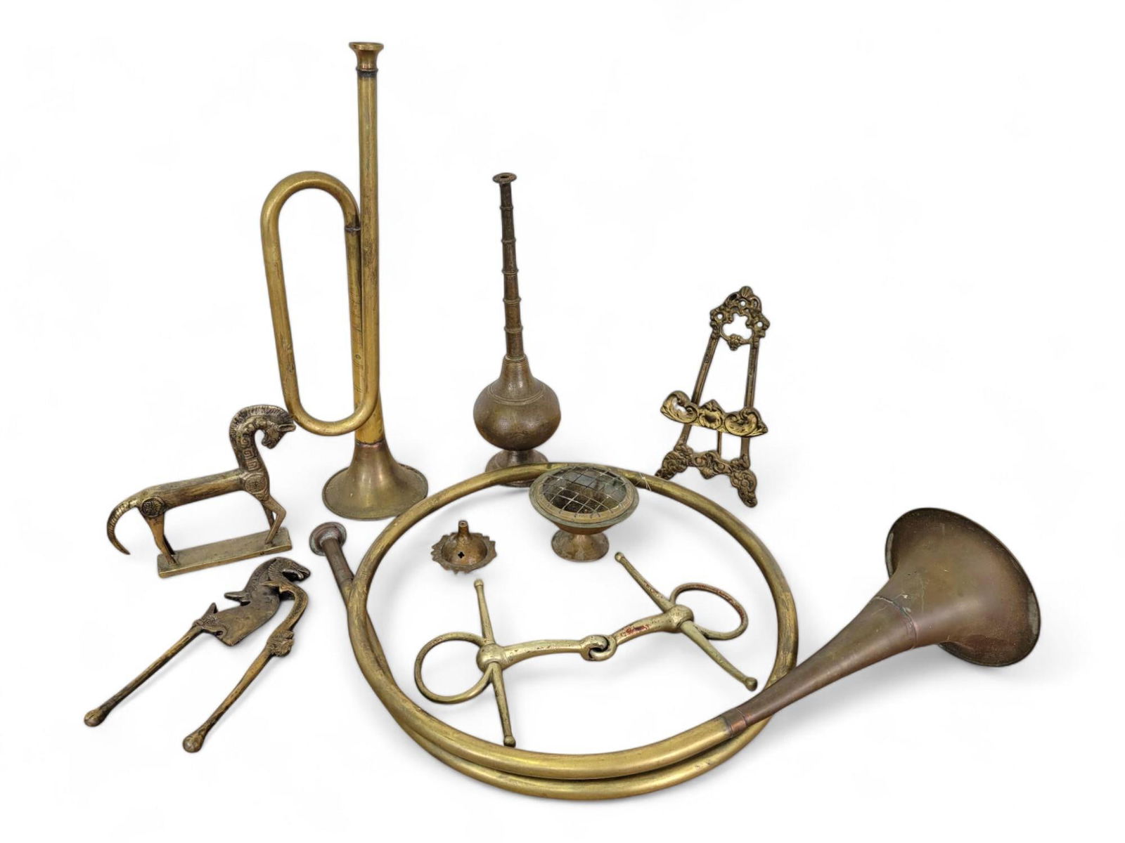 Brass and Metal Decorative Items (1 of 20)