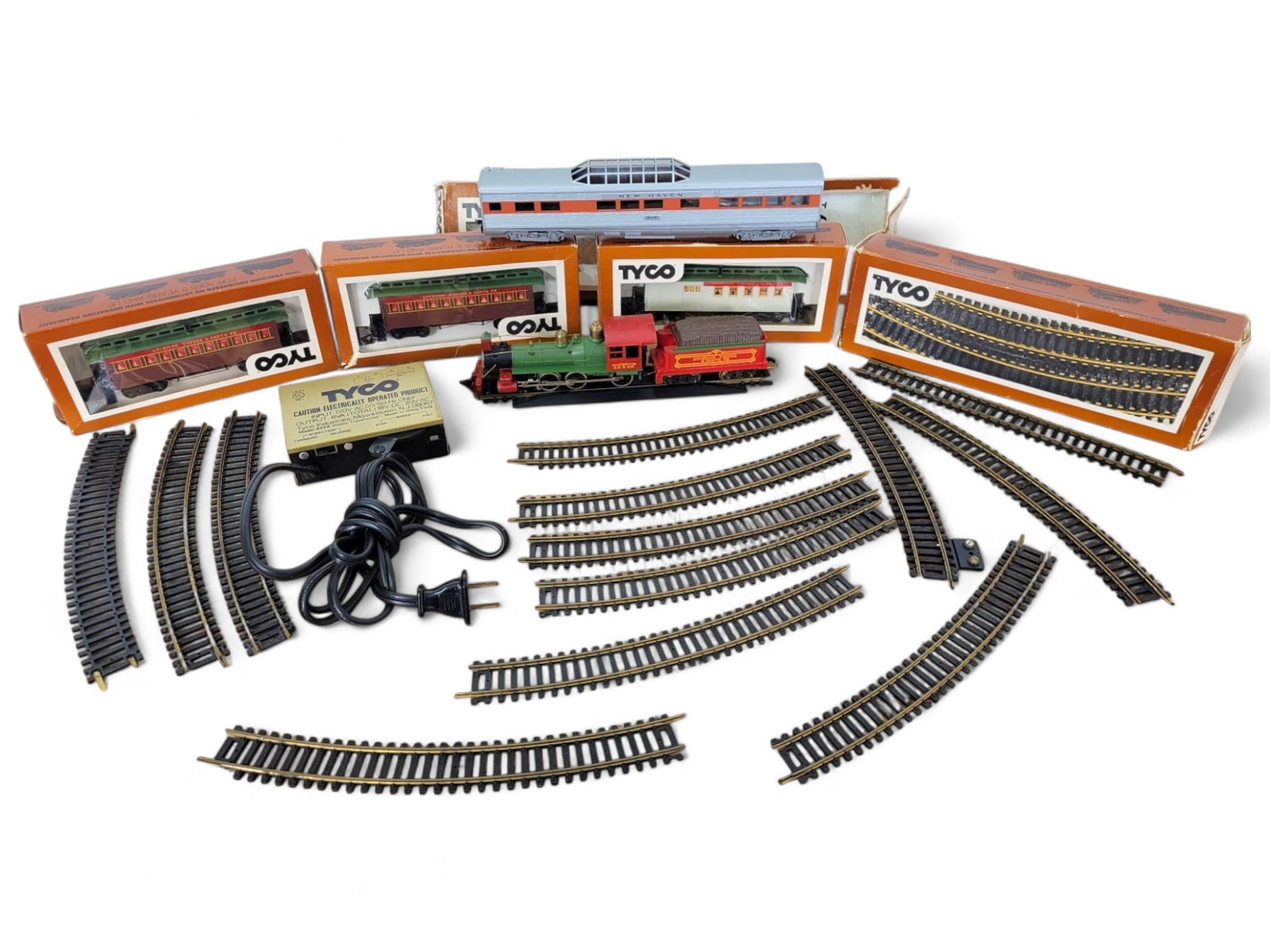 Tyco HO Scale Vintage Train Set (1 of 14)