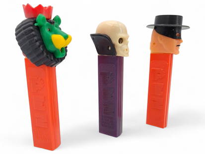 3pc. Rare Vintage Pez Dispensers: Lot includes three rare vintage Pez Dispensers, "Roar the lion", "Zoro" & "Dr. Skull". Each dispenser is in good estate found condition. All dispensers have no feet. Manufactured in Austria. Ages vary