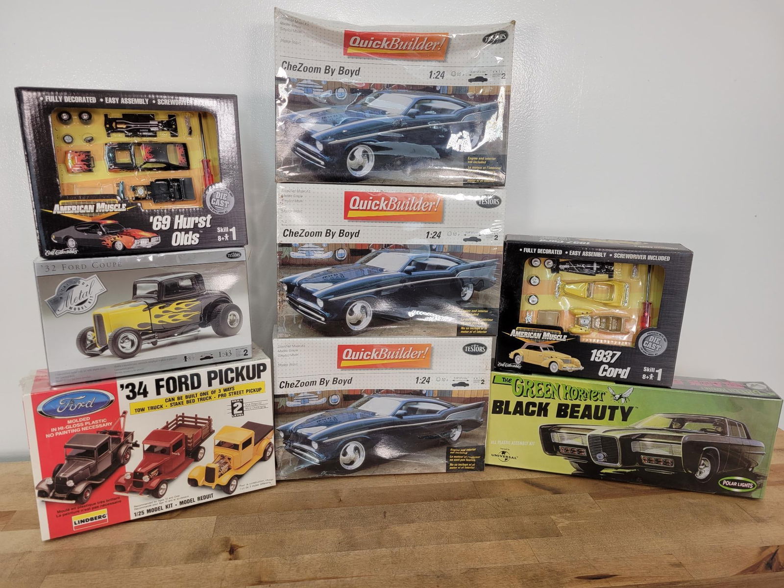 Lot of 8 Sealed New in Box Muscle Car Model Kits (1 of 14)