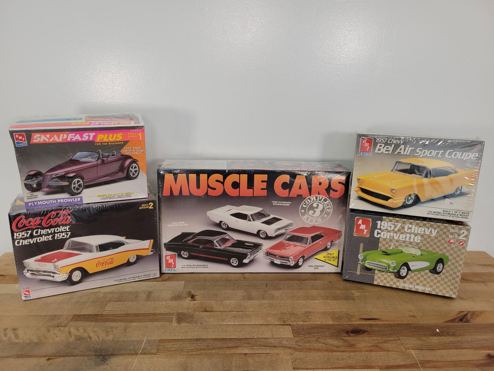 Lot of 5 Sealed New in Box Muscle Car Model Kits (1 of 6)