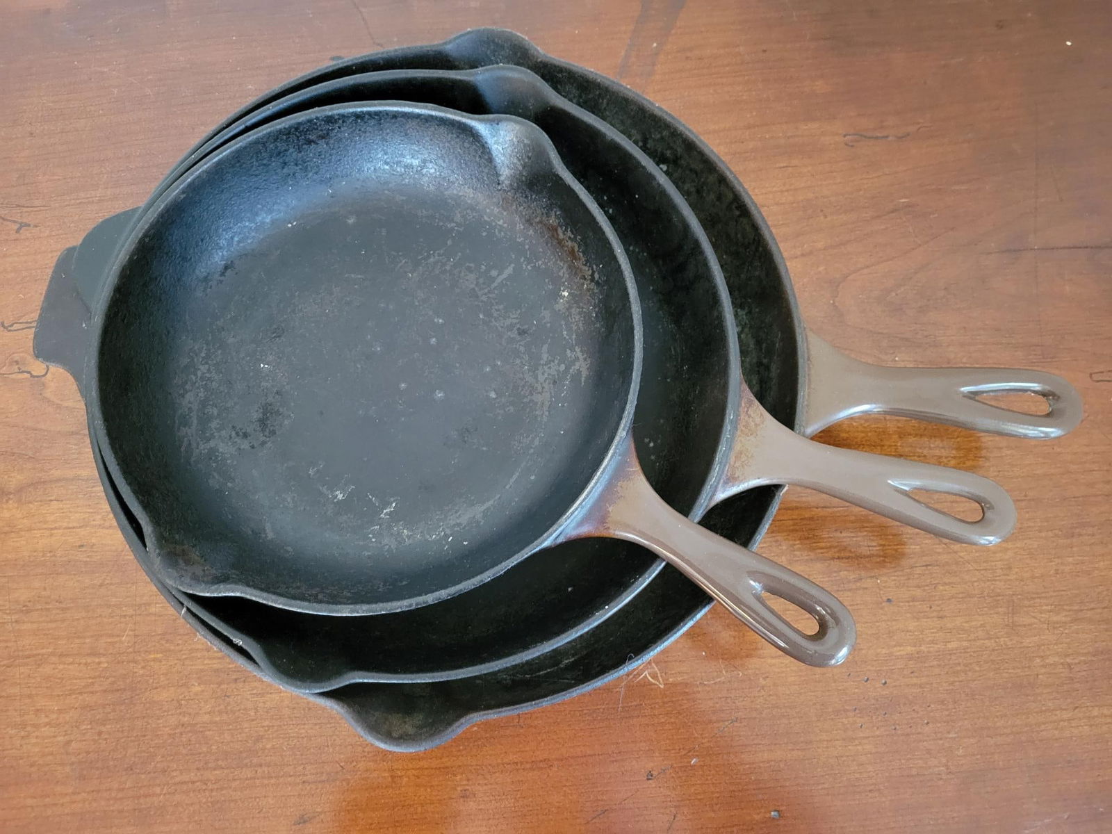 Set of 3 Vintage Le Creuset Enameled Cast Iron Skillets (1 of 19)