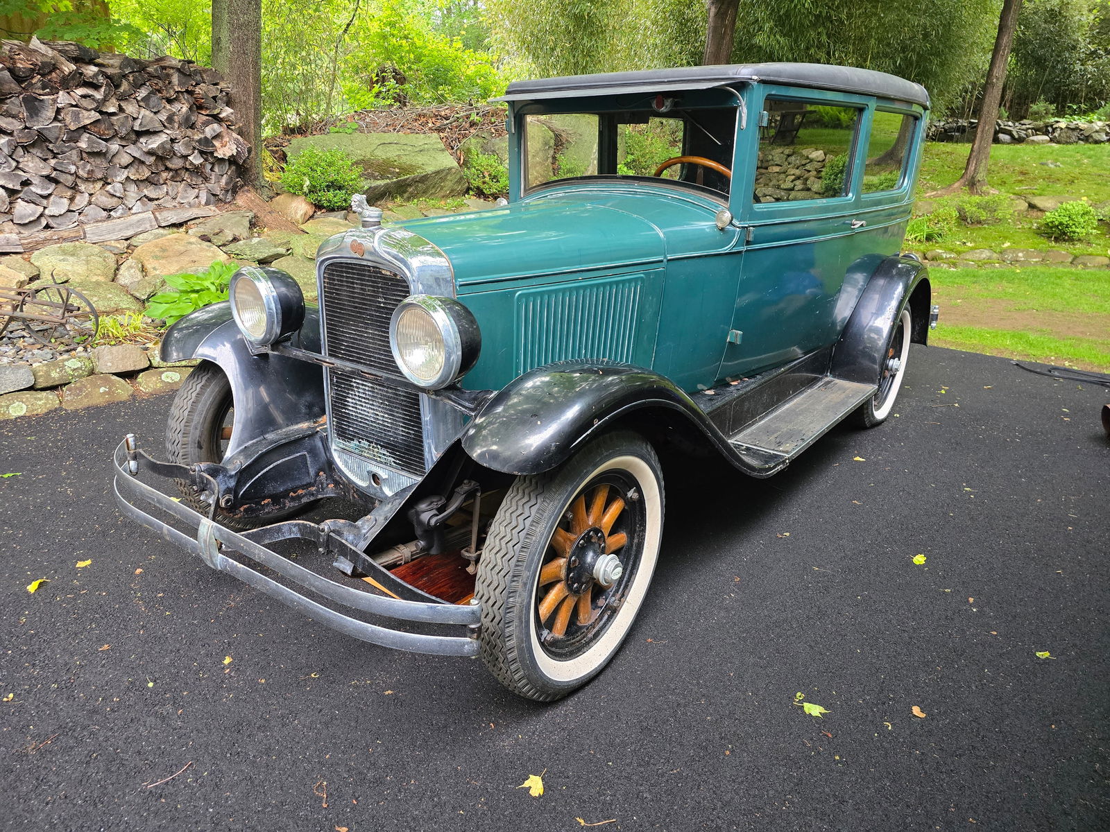 1928 Pontiac Two-Door Sedan - Estate Found Survivor (1 of 14)