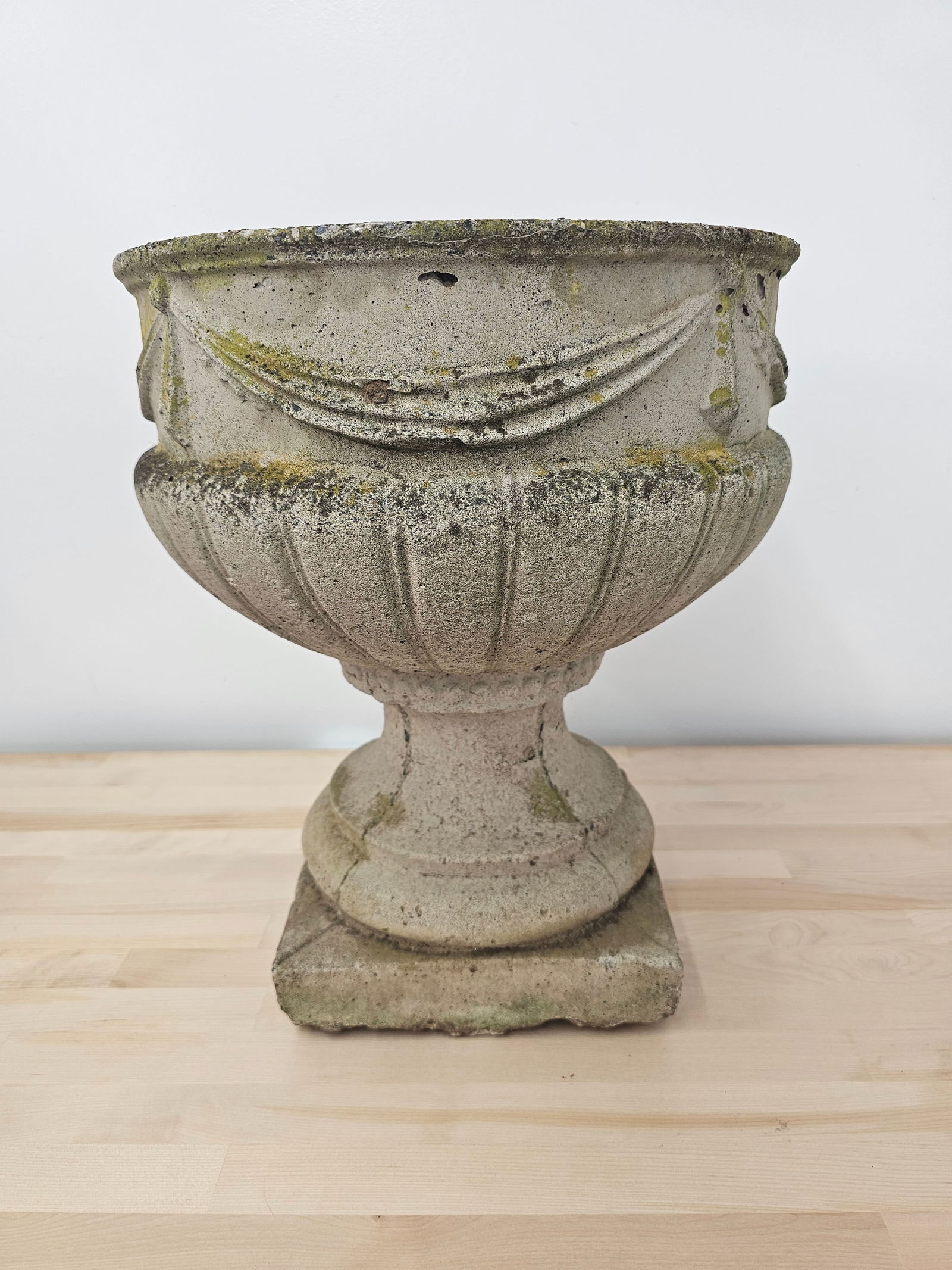 Victorian Style Concrete Urn: The urn is in good overall condition, showing expected ware and weathering from years of outdoor use and age. See lot photos for more details on the lot and its condition. Measures 14.25"W x 16.25"T