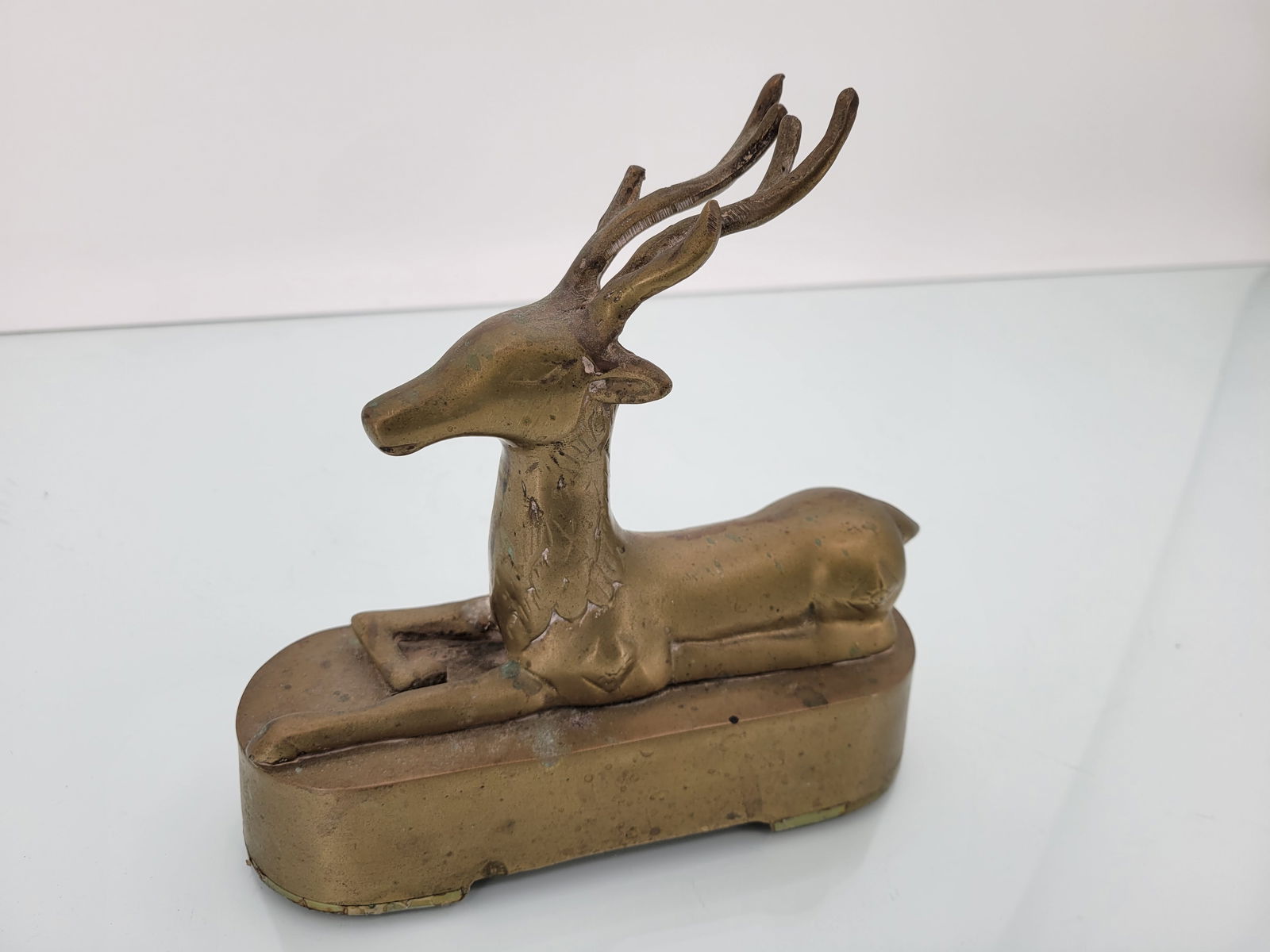 Vintage Solid Brass Laying Buck Deer Figure (1 of 13)