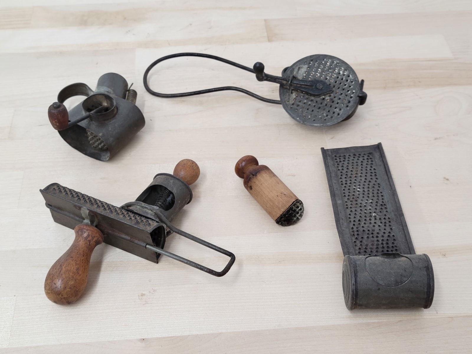 Grouping of Early Primitive Tin Graters - Kitchen Tools (1 of 13)