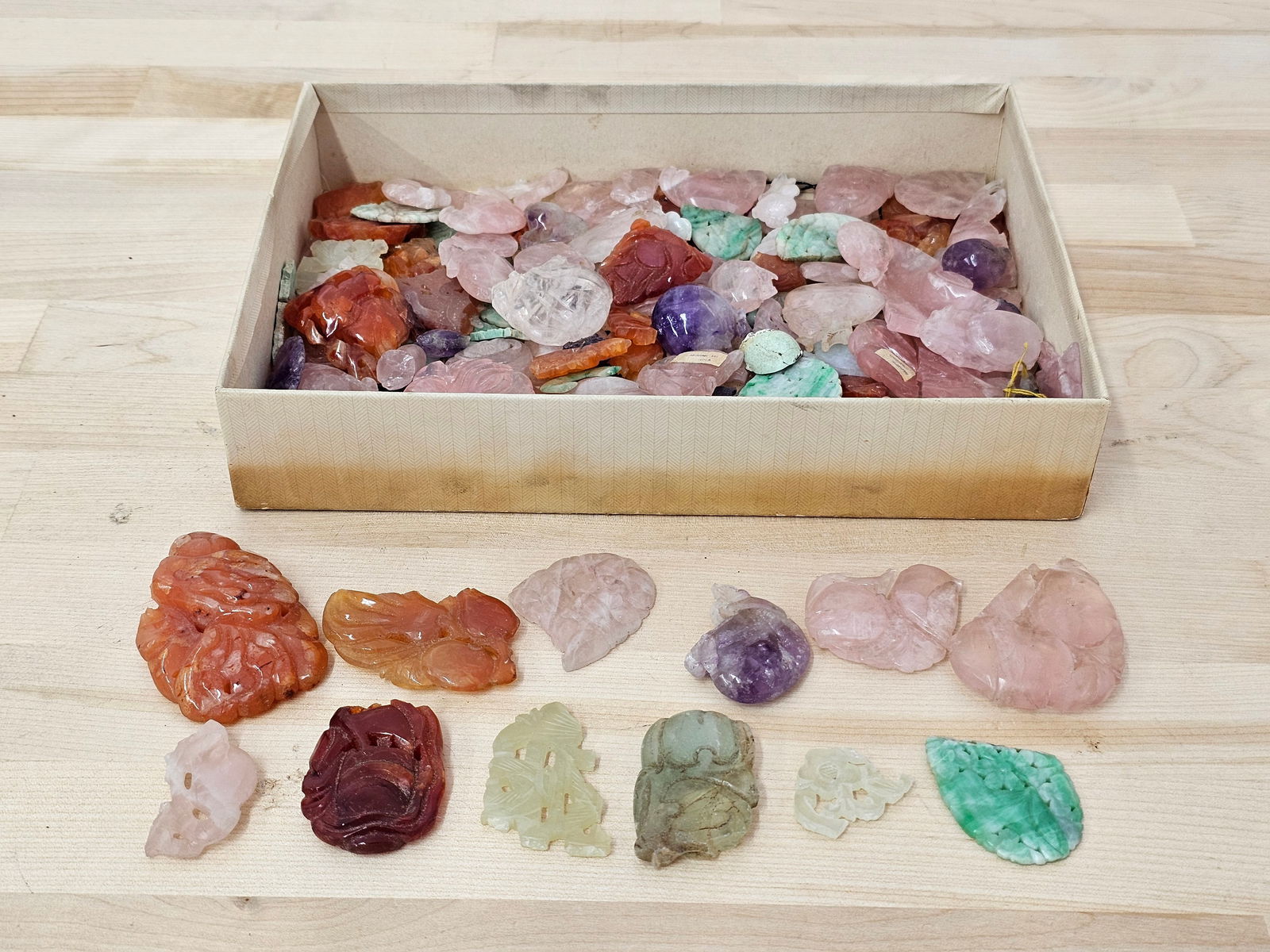 Large Collection of Broken Oriental Carved Jade Pieces (1 of 19)