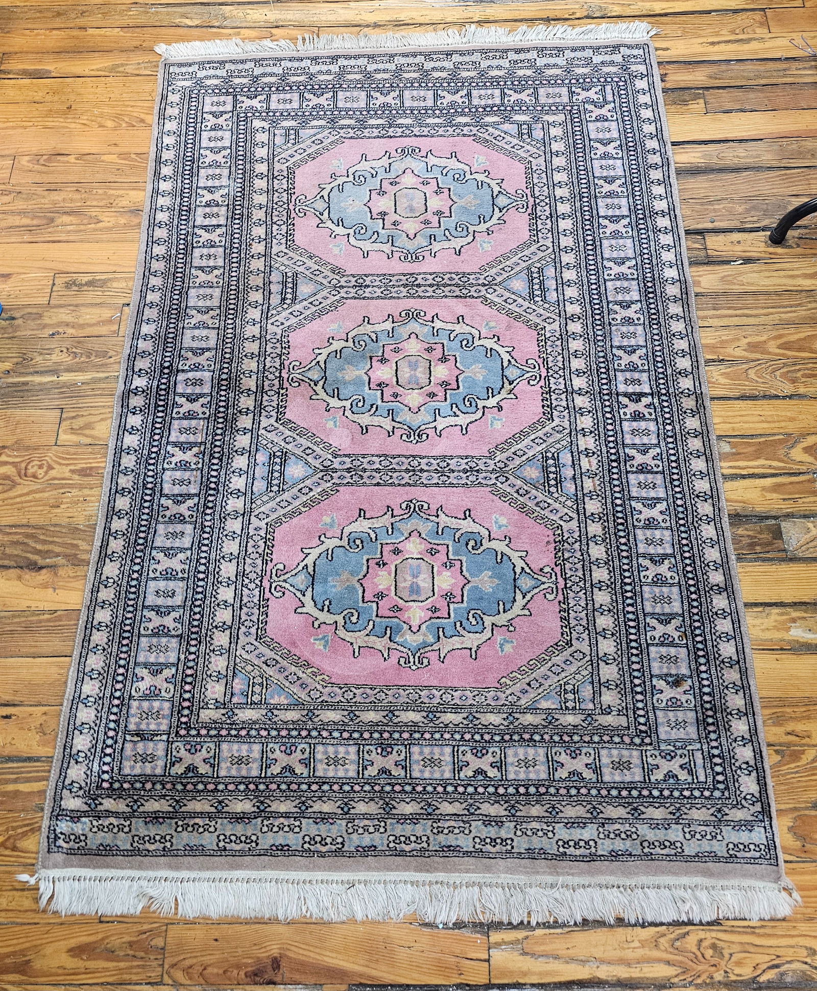 Oriental Style Area Rug (1 of 9)