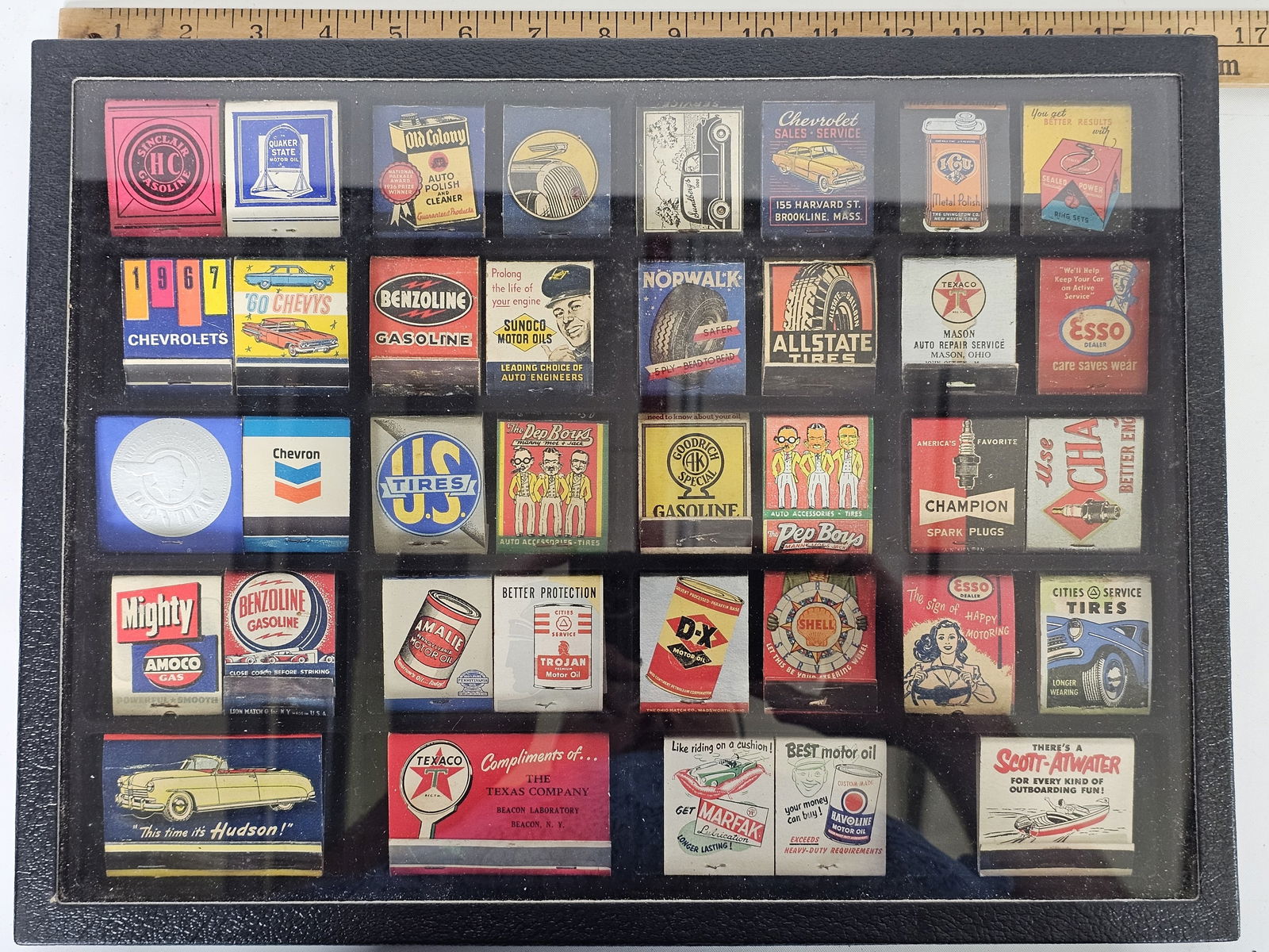 Small Collection of Vintage Matchbooks (1 of 6)