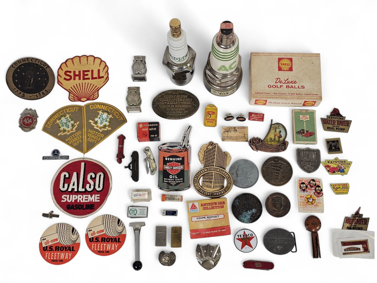 Vintage Automobilia & Collectables BoxLot: This lot includes all kinds of vintage automobilia, patches, collectables, memorabilia, plaques, and so much more! You get everything you see in the photos, conditions are overall good. See lot photos