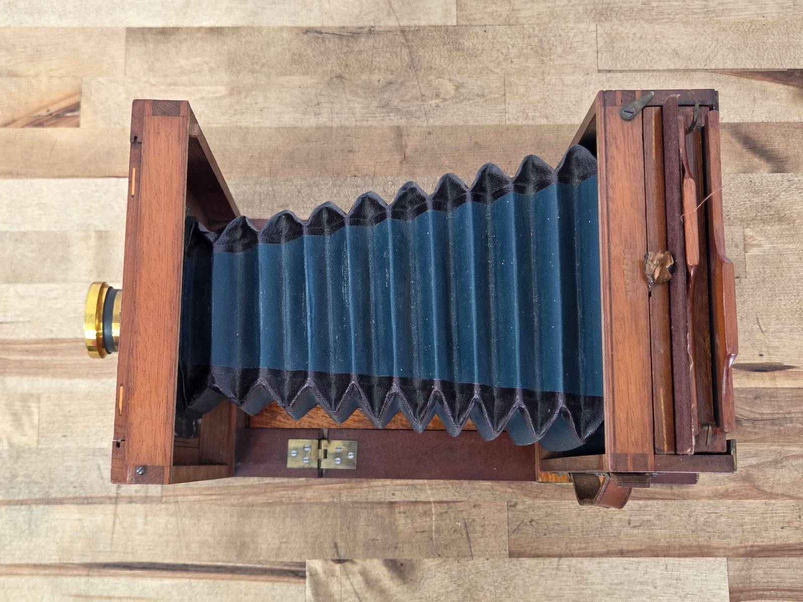 Soviet Folding Tailboard Camera - 11