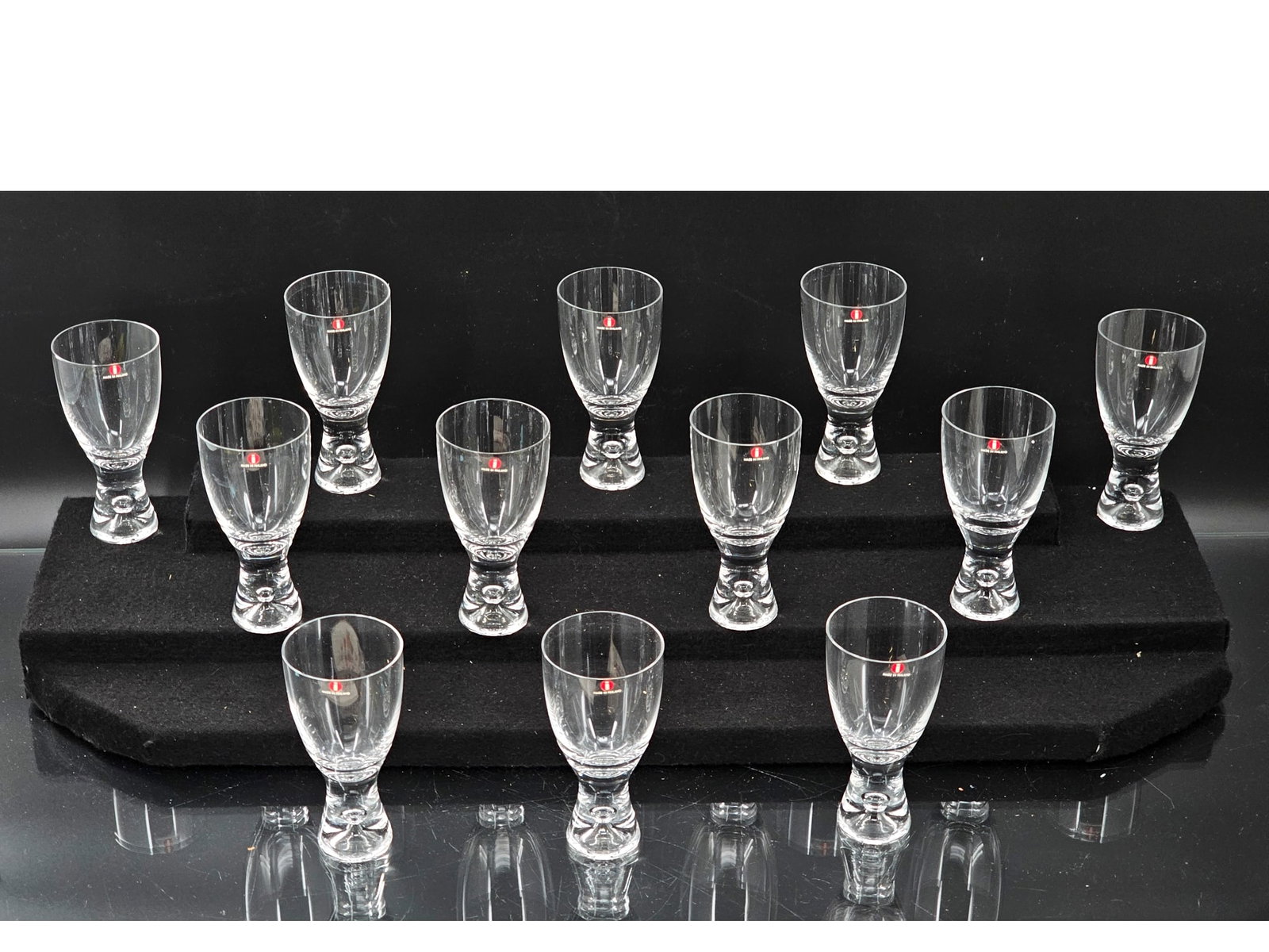 Set 12 Bubble Glasses by Tapio Wirkkala for Iittala Finland - 5"T: This lot includes a set of 12 vintage Mid-20th century bubble glasses designed by Tapio Wirkkala for Iittala in Finland. The st has been in storage in the original boxes since the 1970s! The glasses t