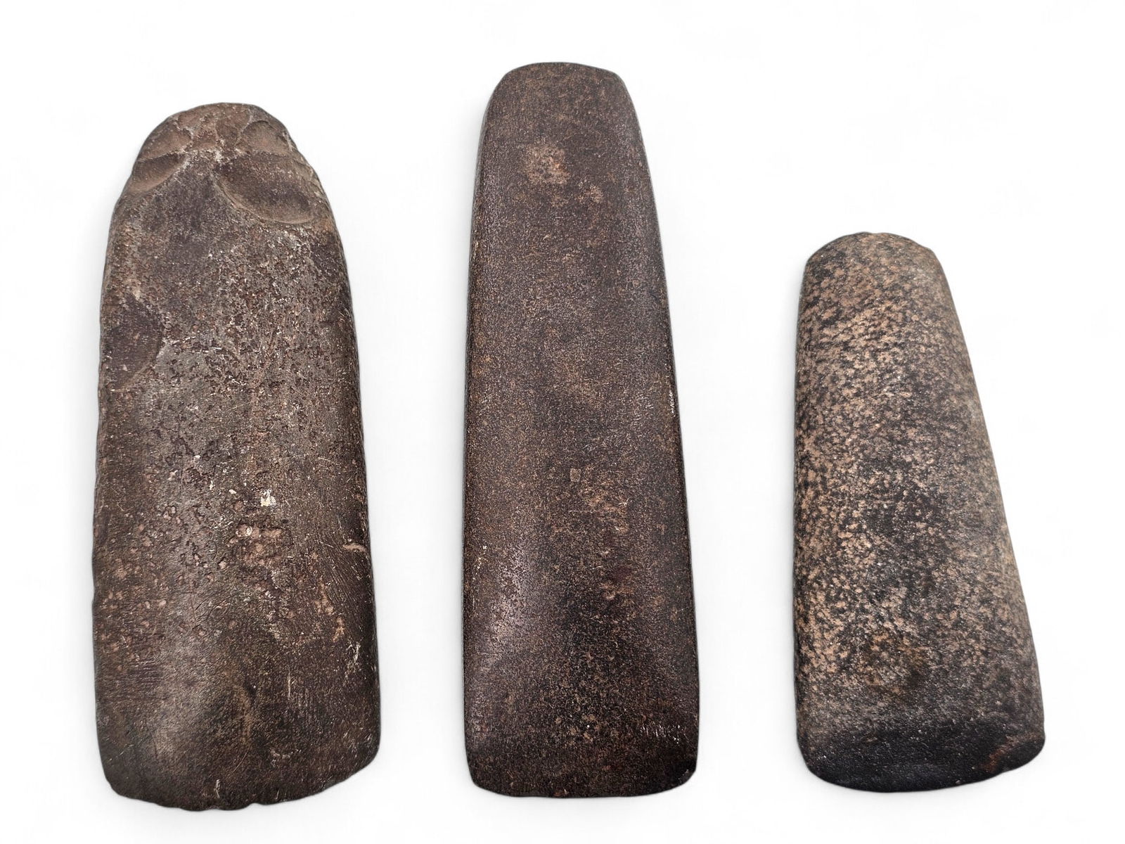 (3pc) Grouping of Native American Stone Tools: This lot features Native American artifacts from a large, privately held collection spanning pieces attributed to the prehistoric era through more modern periods. All items are offered exactly as show