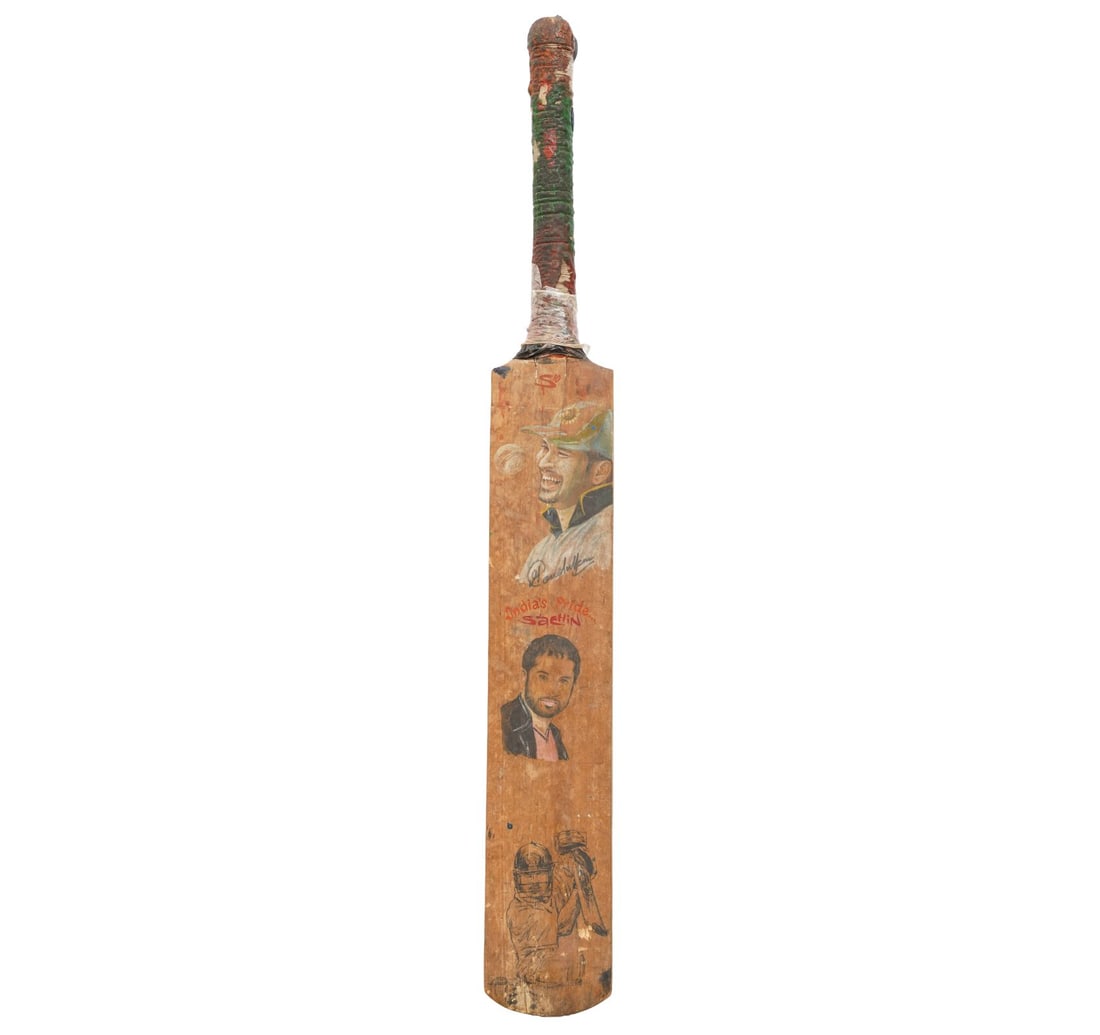 SACHIN TENDULKAR'S AUTOGRAPHED HAND-PAINTED COMMEMORATIVE BAT - 2