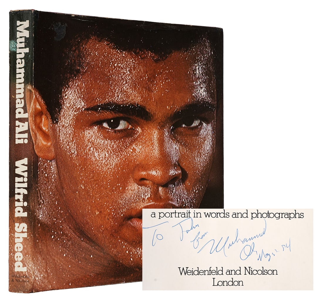 MUHAMMAD ALI SIGNED BOOK (1 of 7)
