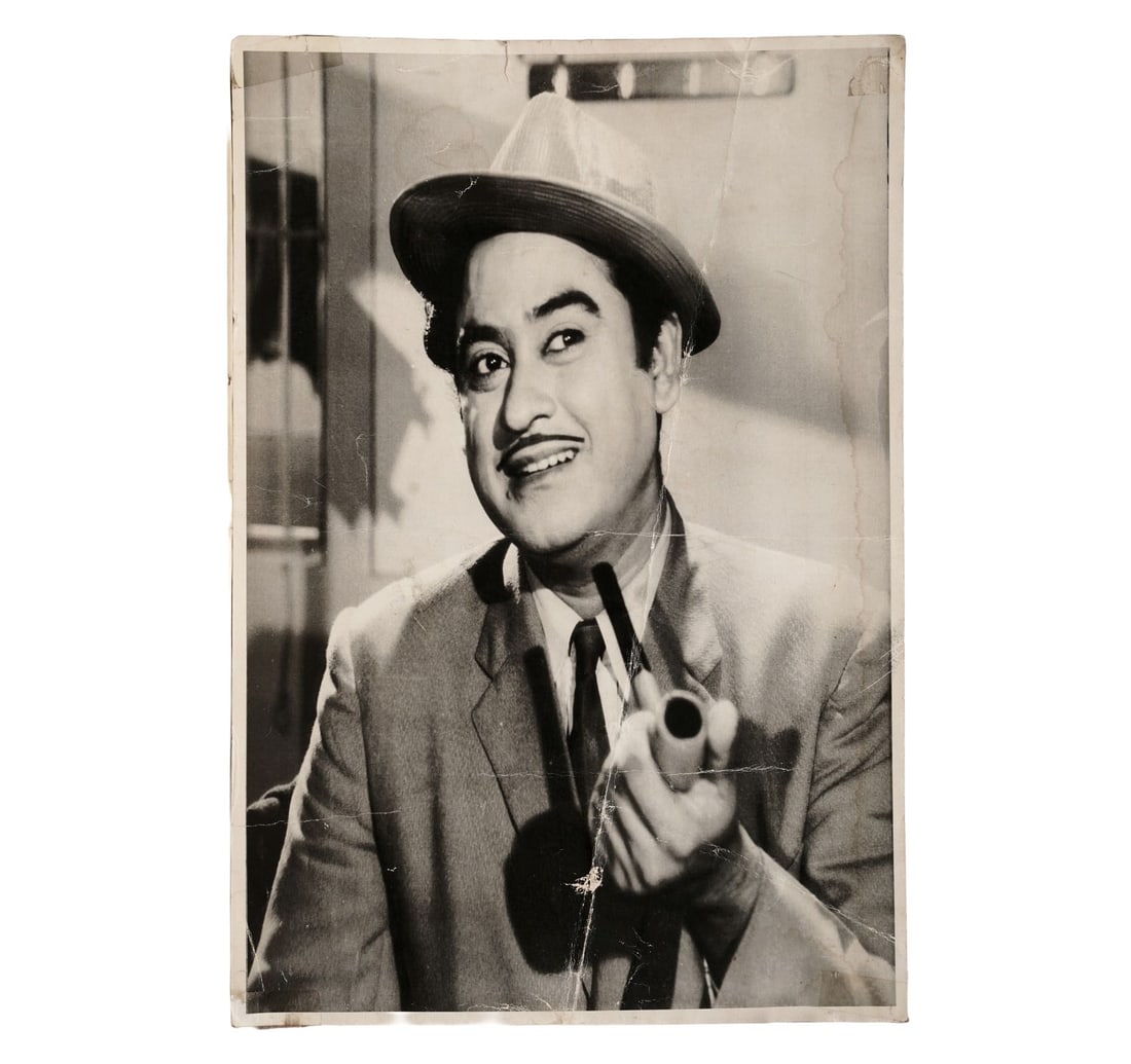 ORIGINAL MONOCHROME PHOTOGRAPH OF KISHORE KUMAR - 2