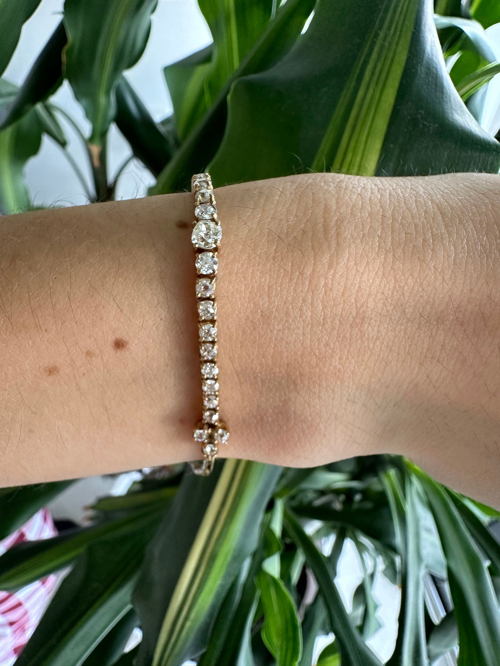 2.60 Cts in Diamonds 18k Gold Bracelet (1 of 3)