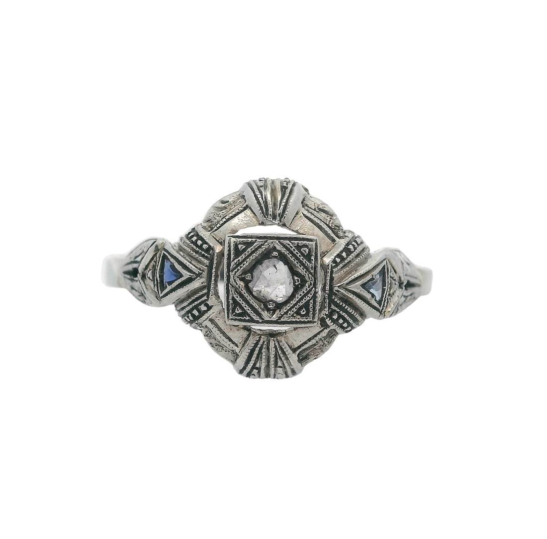 Antique 18kt Gold Ring with Diamonds and Sapphires (1 of 5)