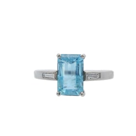 Platinum Ring with Aquamarine and Diamonds