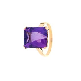 Retro 18kt Hold Ring with Amethyst