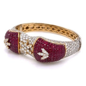 18K Yellow & White Gold Diamond and Ruby Bangle Bracelet