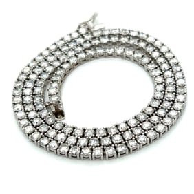 14K White Gold 13.20 Ct. Diamond Tennis Necklace