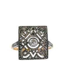 Art deco filigree 18kt Gold ring and Platinum with Diamonds