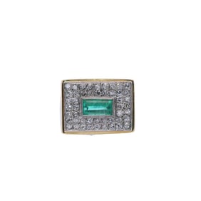 Retro 18kt Gold and Platinum Ring with Diamonds and Emerald