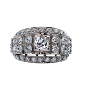 Art Deco 18kt gold Ring with 2.50 CTW in Diamonds