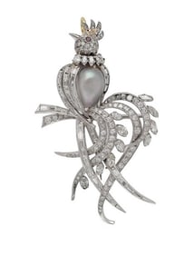 Natural Pearl and Diamonds Brooch with GIA CERTIF