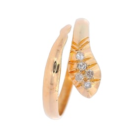 Italian 18kt yellow Gold Snake Ring with Diamonds