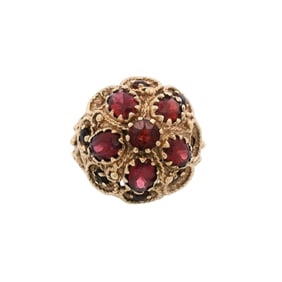 Georgian 14kt yellow Gold Ring with Garnets