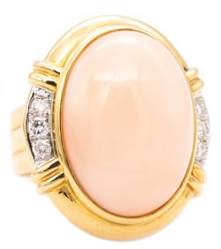 Italian Modern Cocktail Ring In 18Kt Gold With Diamonds And Pink Coral