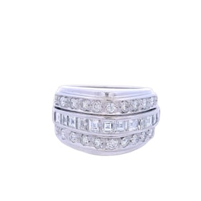 Retro 18kt white Gold Geometric Ring with 1.15 CTW in Diamonds