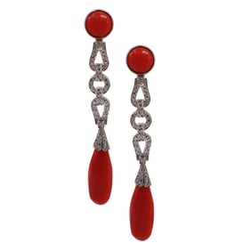 Hanging Platinum Earrings with Diamonds and Corals