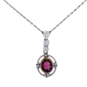 Antique Pendant Necklace in 18kt Gold and Platinum with Tourmaline and Diamonds