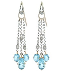 Dangling Earrings in 18kt Gold with Aquamarines and Diamonds