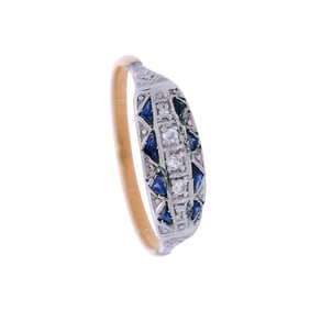 Art deco Ring crafted 18k yellow gold and Platinum with Diamonds and Sapphires