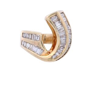 Mid-century 14Kt yellow Gold Ring with 2.00 Cts in  Diamonds